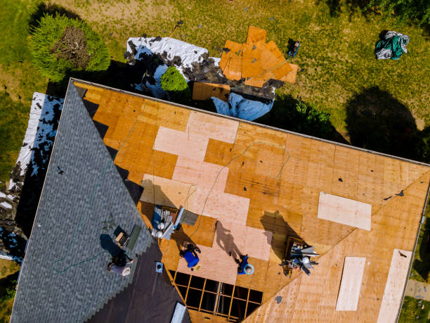 Best Roof Gutter Cleaning  in Crothersville, IN